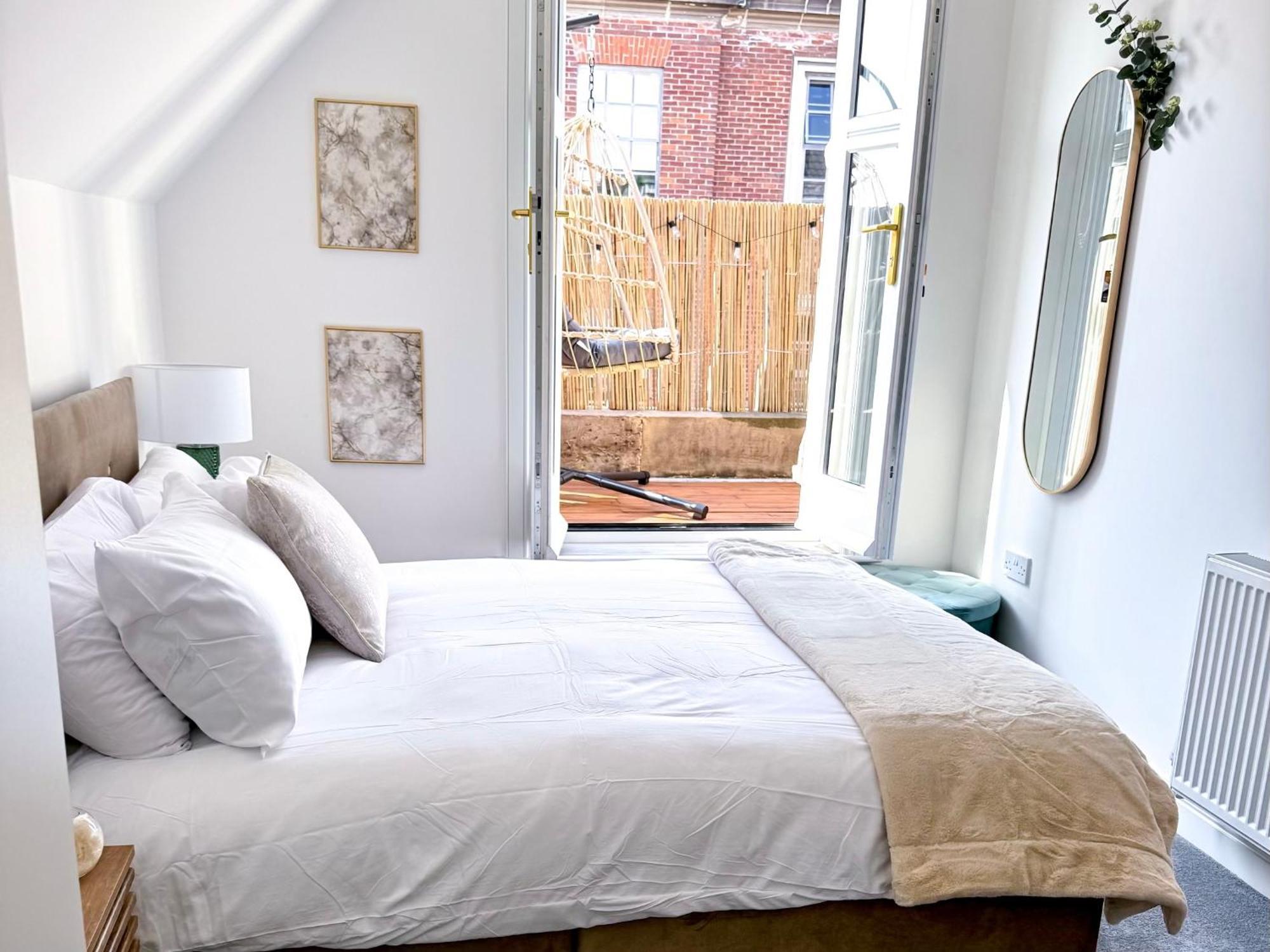 The Luxe Haven - Apartment Nottingham City Centre Esterno foto